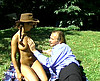  Jolie �tudiante encul�e par le voisin et son prof