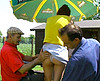  Son �pouse se fait baiser par 3 de ses potes