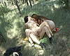  Trio avec un jeune couple et une femme m�re