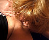 Sexe lesbien avec matures salope sur un billard