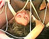 Video : Deux lesbiennes blondes dans une s�ance de bondage
