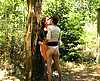  2 femmes m�res bourr�es par un inconnu en f�ret