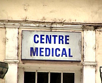  L'infirmi�re salope ouvre son cul � un patient !