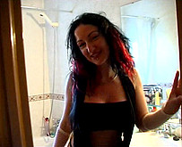  Pulpeuse Ana fait ses d�buts dans du porno amateur 