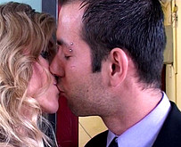  L�a se donne tous les jours � des inconnus