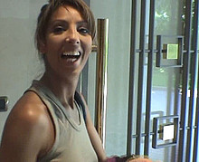 Lactrice marocaine Yasmine a envie de sodomie