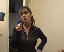 Lydia St Martin rend visite � son ami hardeur Seb
