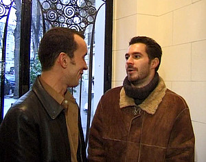 Il pousse son pote � se taper des vieilles salopes