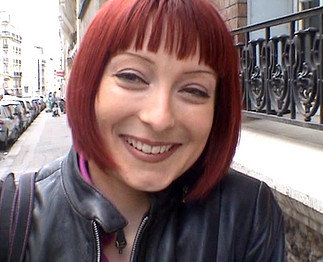 Ava s'exhibe dans le vide-ordures et sodo violente - Zlex.eu | Du sexe � volont�