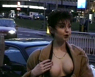 Exhib d'une  vieille ds Bruxelle et  pinne &agrave; l'h&ocirc;tel - Zlex.eu | Du sexe � volont�
